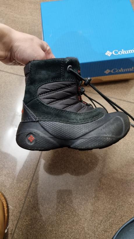 Snehule, columbia,26