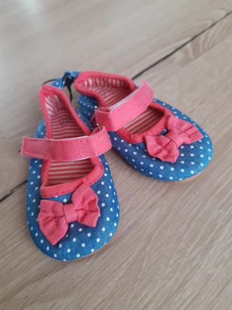 Balerínky s prackou, 20