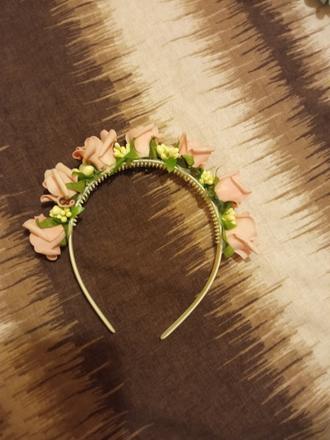 Ružičková čelenka,