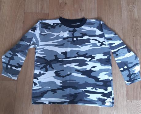 Maskáčová mikina, 152