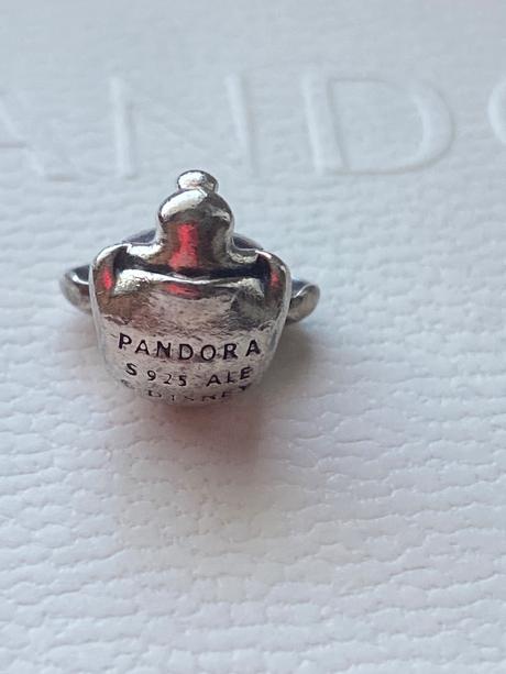 Pandora privesok minie, pandora