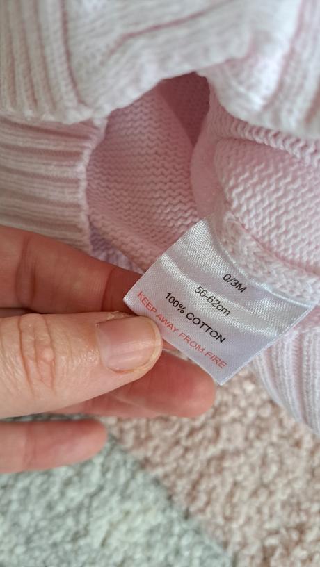 Svetrík, tiny ted,56