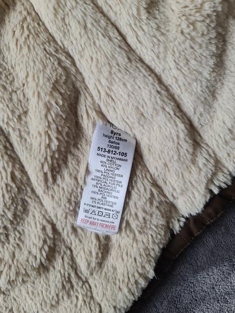 Next bunda, next,128