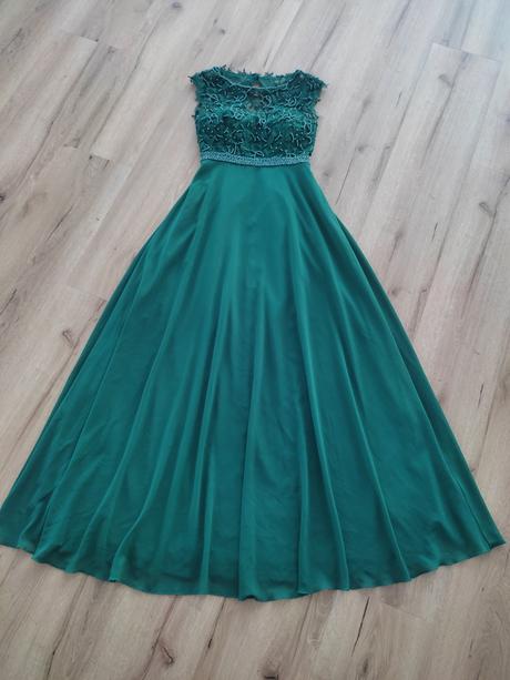 Slávnostné saty, m