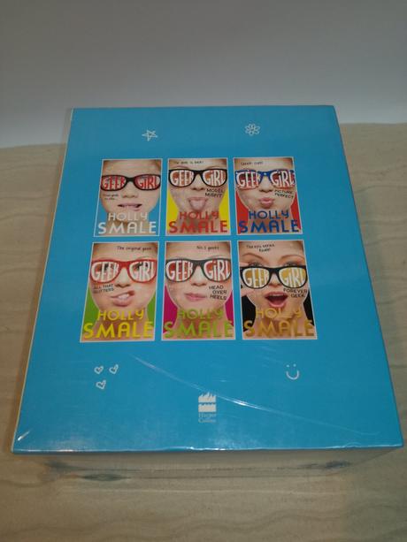 Holly smale geek girl set (6)  nsp24, 
