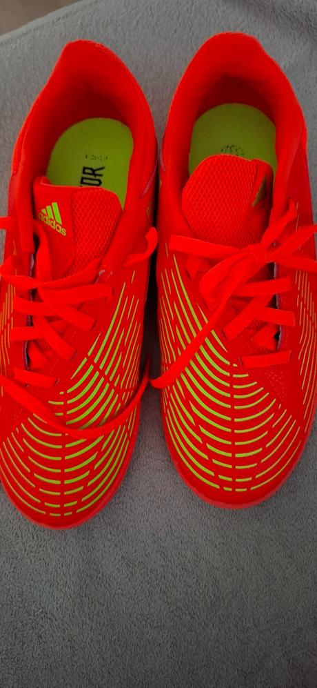 Predátor adidas, adidas,36