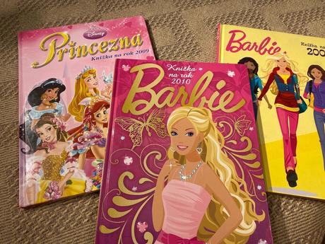 Knižka na rok 2009,2010 barbie, 2009 disney prince,