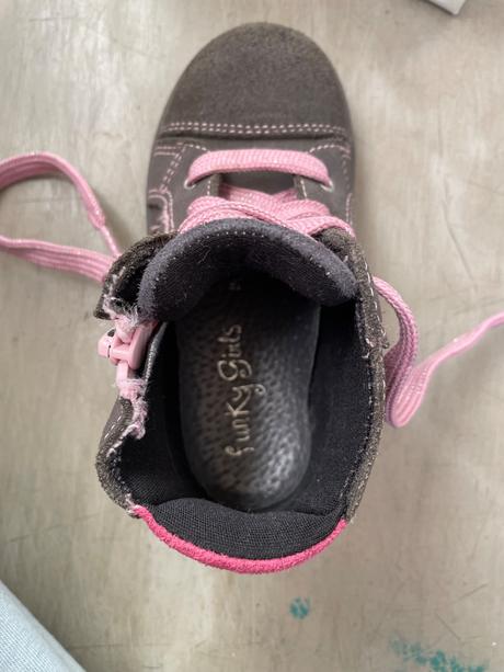 Poltopanky makucke, 24