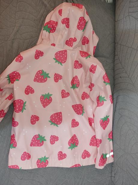 Bunda do dažďa, sinsay,140