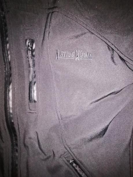 Softhellová bunda, 140