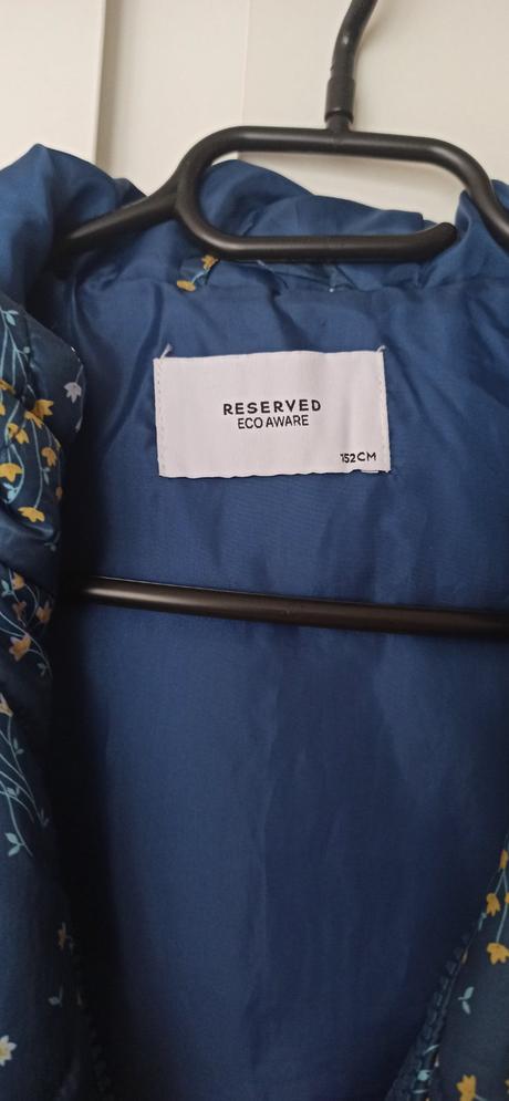 Prechodná vetrovka, reserved,152