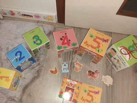 Tvary, farby, čísla, knižka a stavebne tvary farma, 