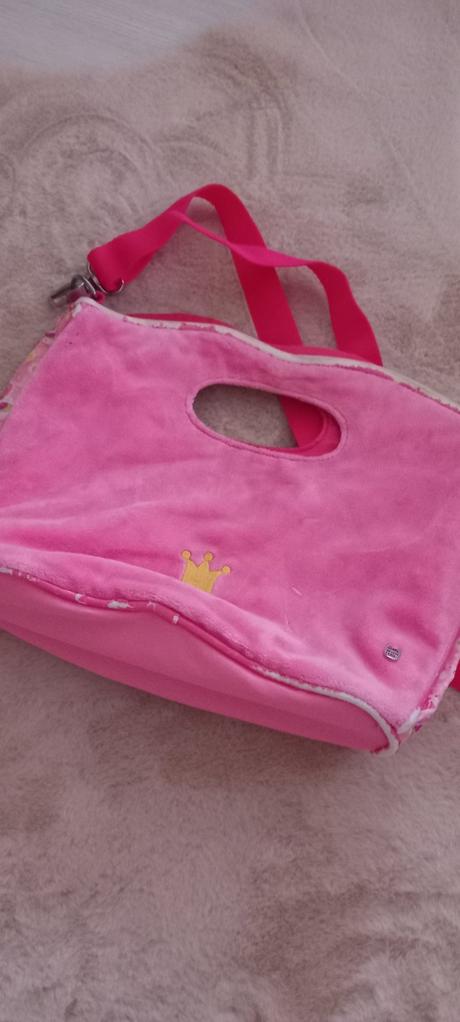 Mix tašiek kabeliek,