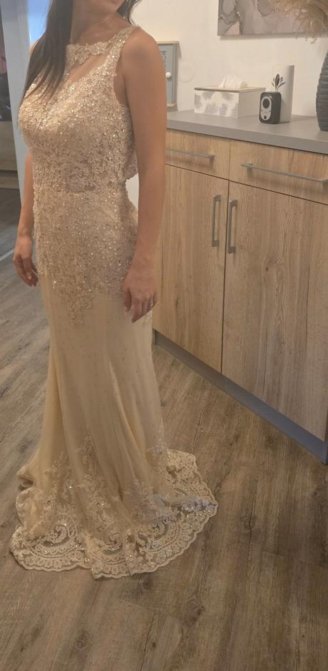 Spoločenské šaty č.38-40, 38