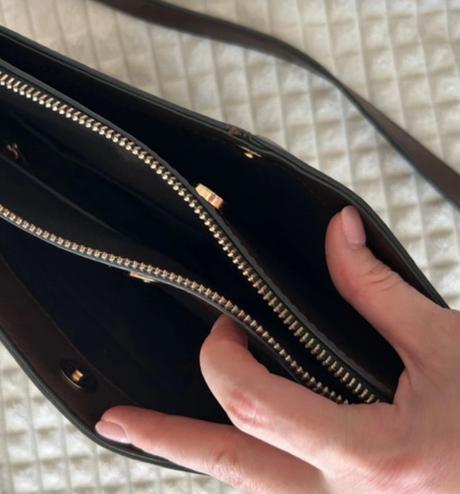 Hnedá kabelka, medicine