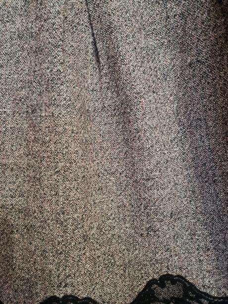 Tvídová áčková sukňa s krajkou xs, xs