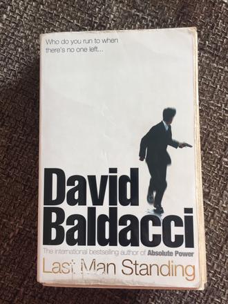 Kniha last man standing,