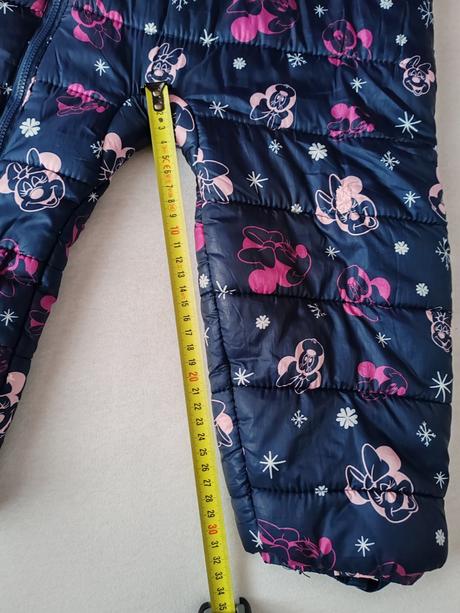 Overal na zimu, disney,98