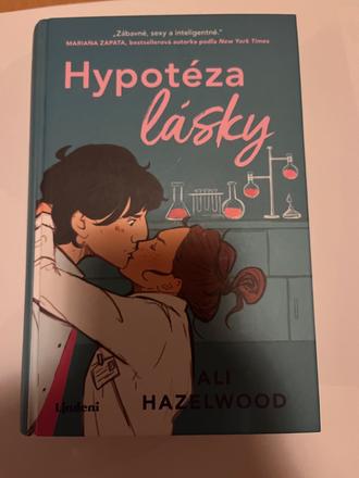 Ali hazelwood. hypotéza lásky., 
