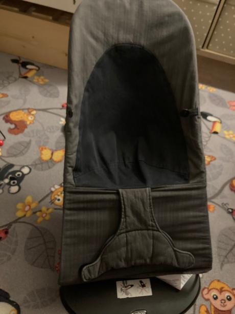 Lehatko babybjorn s hračkou, 