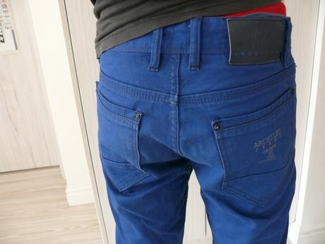 1x oblečené pánske rifle, 34