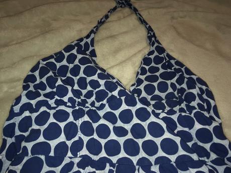 Guľkované šaty, m