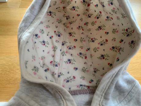 Mikinka next, next,110