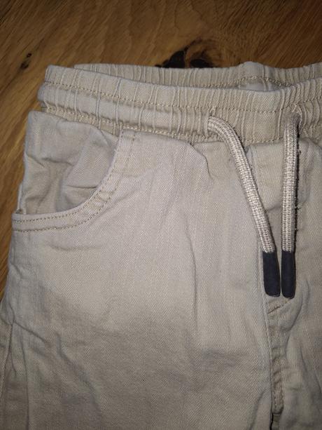 Krásne bledé rifle pre chlapca (na gumičku), coccodrillo,122