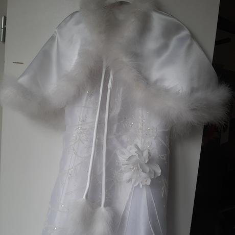 Šaty na prvé sväté prijímanie, 146