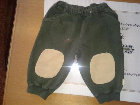 Hrubšie tepláčiky, 80