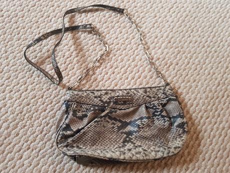 Mango kabelka, mango