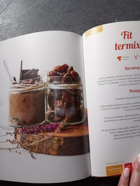 Kniha nabitá kuchárka (fit recepty), 