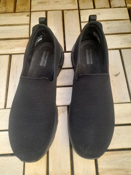 Čierne slip-on topánky skechers veľ. 40, skechers,40