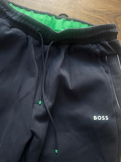 Boss tepláky, hugo boss,s