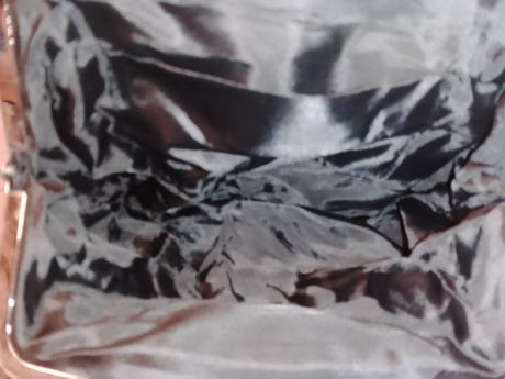 Dámska čierna večerná kabelka ruža, 15 x 18 x 4 cm, 