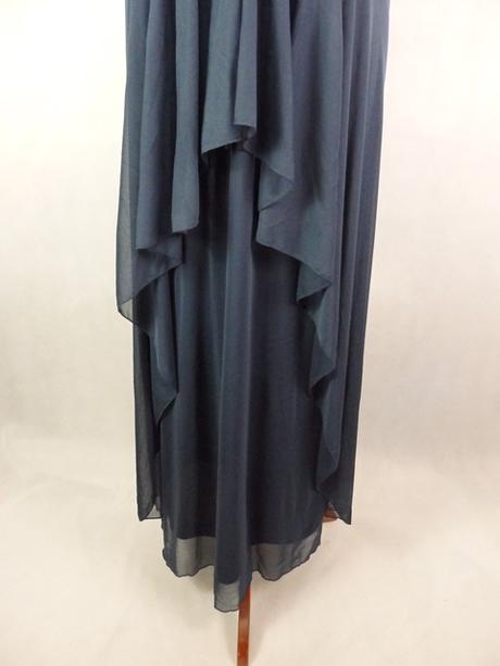 Kvalitné spoločenské šaty, 48