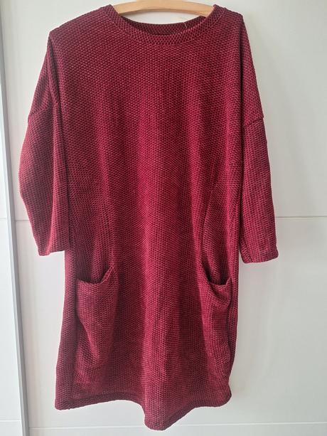 Bordové teplejšie šaty, m