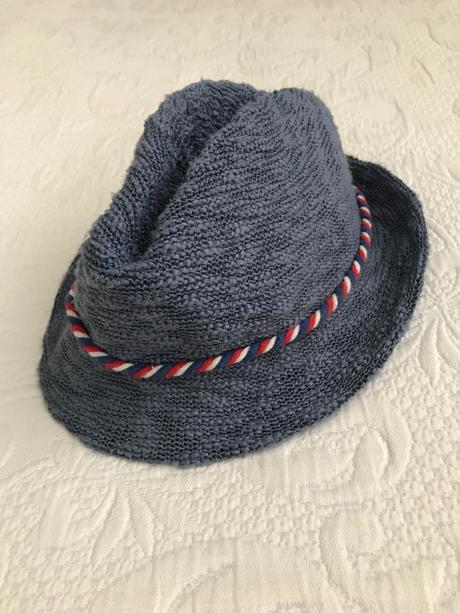 Klobúk na leto, f&f,122