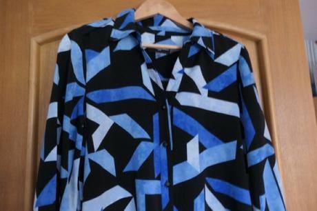 Karl lagerfeld monogram luxusne damske saty m, m