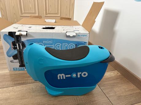 Micro mini 2go deluxe kolobezka, 