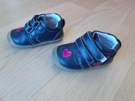 Prve topanocky, rose et chocolat,22