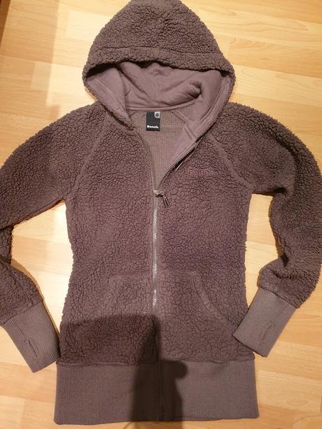 Kozusinkova mikina bench, bench,m