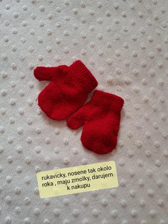 Cervene rukavicky - tak na rocne dieta cca, 80