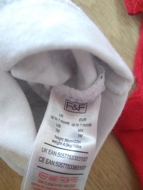 Nove set 2 x body c.50, f&f,50