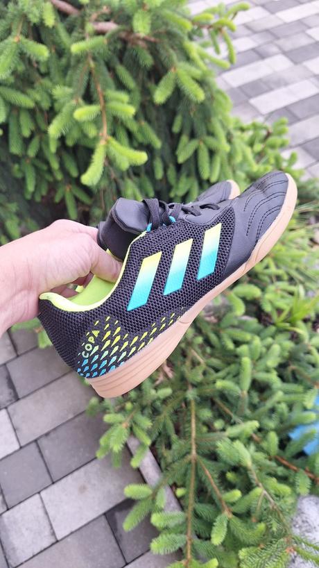 Tenisky-halovky, adidas,35