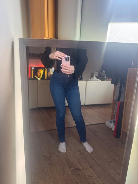 Obtiahnuté rifle, h&m,164