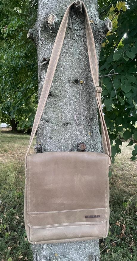 Kožená taška cez rameno zn. bushman,