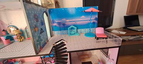 Domcek pre babiky lol, 