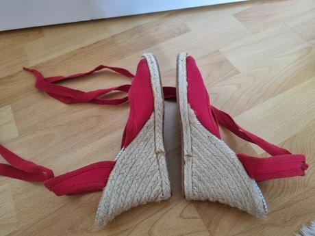 Letne sandale, baťa,36