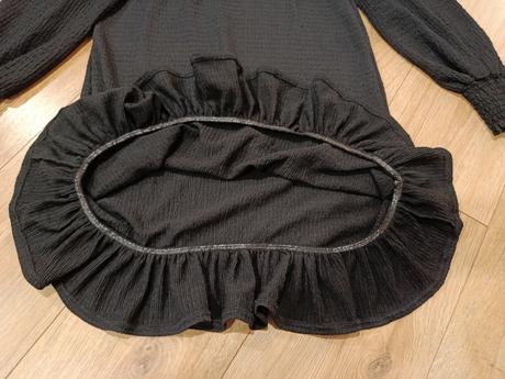 Čierne šaty mini, zn. reserved, veľ. s-super stav, reserved,s